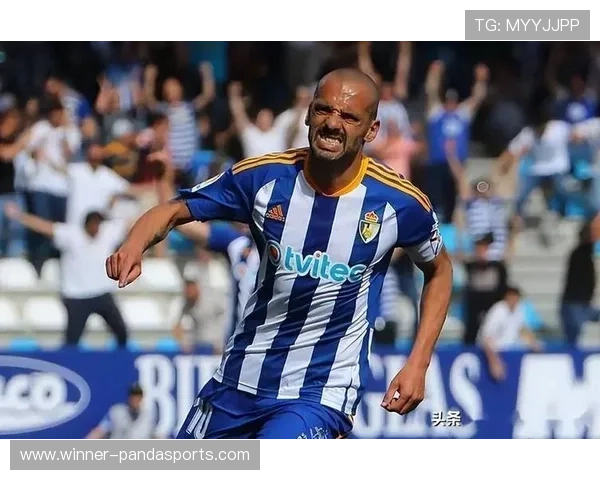 足球球星马兰德最新动态与精彩瞬间合集解析 足球球星马兰德最新动态与精彩瞬间合集解析